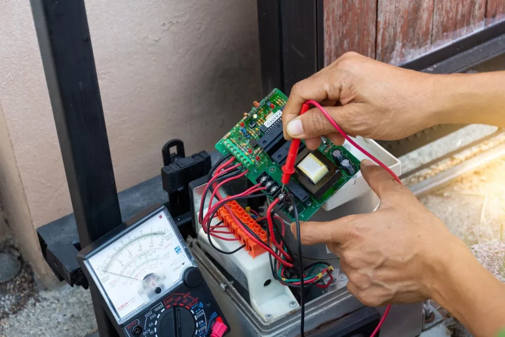 Mantenimiento de un portón eléctrico: cómo evitar fallas y prolongar su vida útil